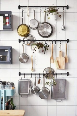 Kitchen pot rack